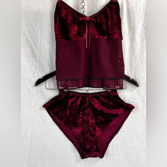 Vintage Velvet Sexy Set Malini Women Medium 90s Maroon Mesh Flower Appliqué PJs - Picture 1 of 16